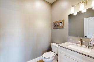 Hailey Haus - 4