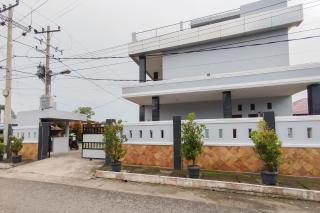 RedDoorz Syariah Near Lotte Grosir Medan - Sunggal - 8