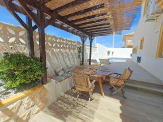 Dúplex mediterráneo con piscina y cenador - Playa Honda - 0