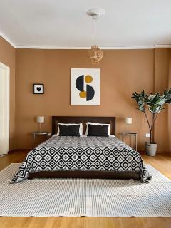 Comfy and spacious two bedroom apartment with balcony - Atene - 0