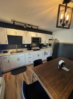 Deluxe Double Suite - Lake View - 8