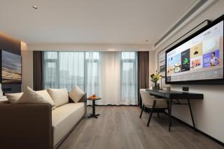Atour Hotel Quanzhou Dehua Plaza West Xunnan Road - 1