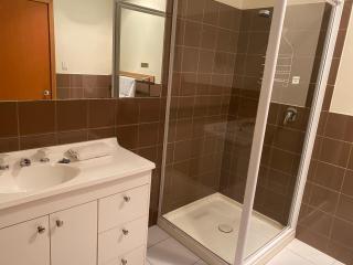 Icena Accommodation - Gladstone - 8