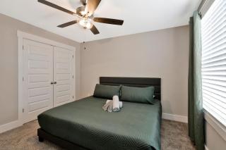 The Rooftop Haven of Downtown (1012 Franklin St) - Clarksville - 6