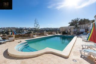 Massive Villa Pool area with VIEWS, WIFI with BBQ by 360 Estates - Mellieħa - 6