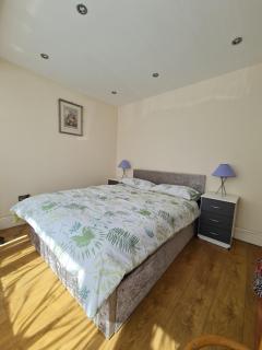 3 bedrooms Heathrow Free to Park - Stanwell - 6