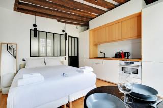 Charming studio A-C - 2P - Le Marais - 9