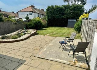 Betty's Bungalow - Lancing - 1