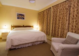 Sharamore House B&B - 5