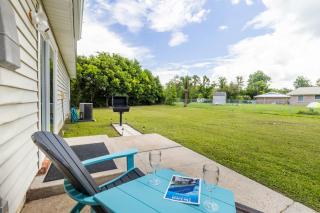 Charming 3BR Home with Free Parking & Game Room - Panama City - 2