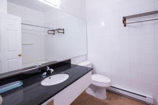Room in Guest room - private room3 autonomous south bank urban countryside - A9 - Varennes - 2