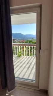 Comfort F & F Apartment - 1