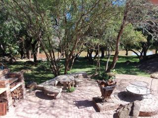 Ekuthuleni River Front Chalets Hoedspruit - Hoedspruit - 9