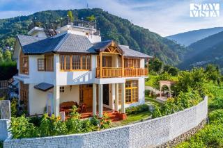 StayVista at The Oakridge with Jacuzzi & Balcony - Chamba - 0