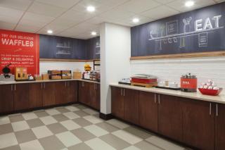 Hampton Inn Charleston-Southridge - 1