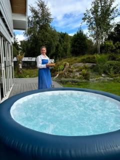Koselig stort gårdshus, m/boblebad. Båt kan leies - Forland - 8