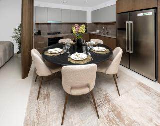 Stunning 2 Bedroom in Emaar Beachfront - Dubai - 8