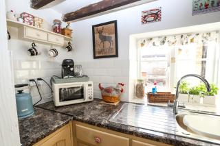 Cosy cottage in Northborough, private secure parking, woodburner, fast Wi-Fi, pub nearby - Northborough - 2