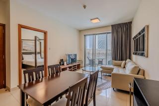 Spacious 1BDR Apartment I Standpoint Tower I Downtown - Dubai - 8