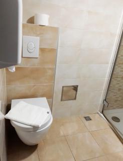 Božikovina Beach Rooms - Podstrana - 2