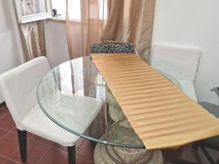 Private Double Room in T4 Apartment - 3