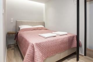 Petralona Gem Hotel-Style Studio with Balcony - Atene - 6