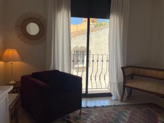 Hostal de la Plaça - Hotel Boutique - Cabrils - 5