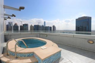 Livbnb - Contemporary Suite with Private Plunge Pool - Dubai - 9