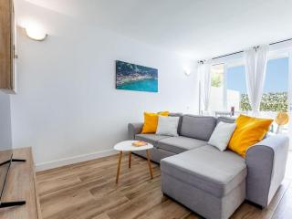 47 Amazing Primavera with Wifi, Terrace, Pool - Costa Del Silencio - 5
