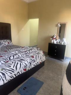 Avina specious room - Lomé - 4