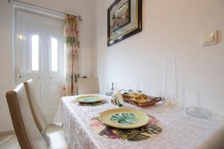 House of Flowers near Beach 2 - 7