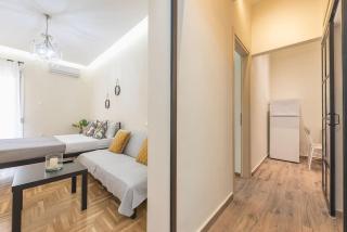 Cozy home near Stavros Niarchos - 6