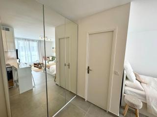 Newly refurbished modern studio - París - 1