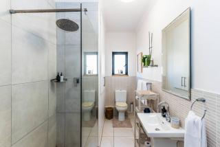 Muizenberg 1BR Walk to Beach & Cafés - Kapstadt - 8