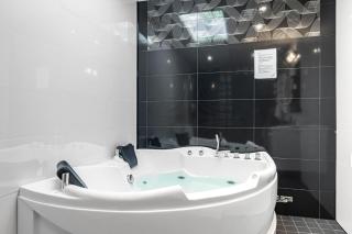 Stockholm Inn Hotel - 4