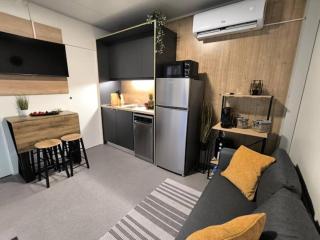 Luxury Ondina- Beachfront Retreat - 6