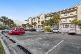 Gulf Island Condo 431 - 4