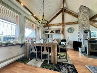 Hof Vierzehnender im Hohen Venn - 70qm Fachwerk-Studio - grosses Wohn-Schlafzimmer mit Dachterrasse und Kaminofen - separate Küche - perfekt für Paare - Monschau - Eifel - Hunde willkommen - Islandpferde - Monschau - 4