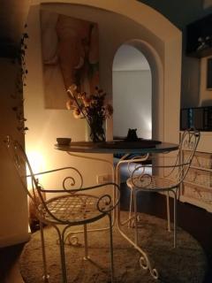 Little gem in Trevi Fountain - 3