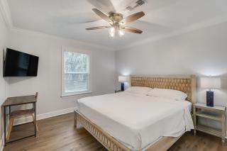 The Swamp Rose Cottage - 5