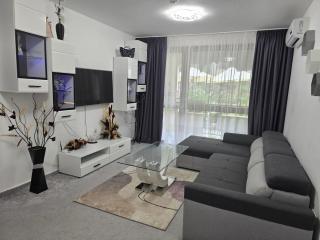 Cascadas pool view luxury apartment Sunny beach - Sunny Beach - 9