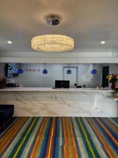 Hotel Rudra - Hollywood - 1