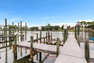 Beach Bay Getaway! Bayfront 4BR 4BA House Sleeps 12 Private pool Boat dock - Panama City Beach - 9