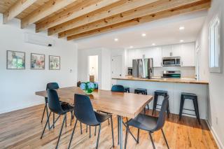 Modern Hikers Haven with DuPont State Forest Views! - Hendersonville - 5