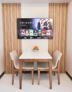 BGC One Uptown Residence King Bed 3 min walk to malls and restaurants - Manila - 7