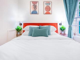 Traveler's Dream - Free Parking near Forsyth Park - Savannah - 1