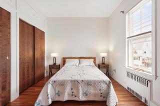 Charming New England style apartment 6 miles to downtown Boston, 4 miles to Logan airport - Revere - 5