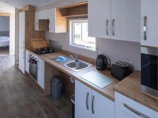 Pinewoods Easy Access sleeps 6 – dog friendly - Wells-next-the-Sea - 6