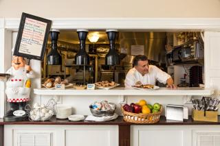 Crowne Pointe Historic Inn Adults Only - 2