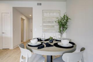 UBP - Resort meets Apt in vibey Montrose Houston - Houston - 9